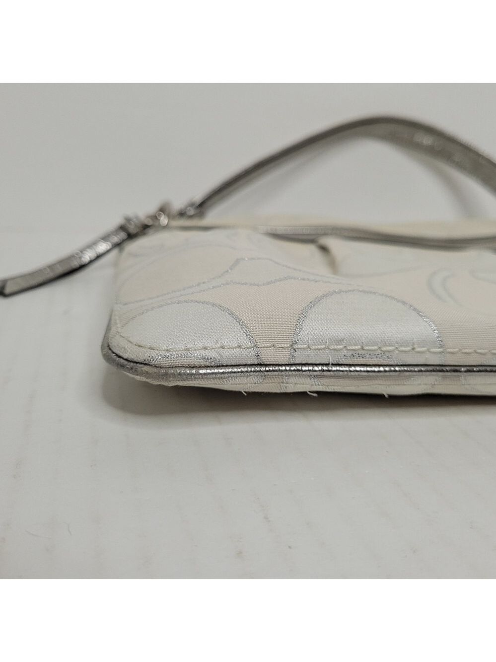 Coach Poppy Metallic Signature C's Sateen Jacquard Shoulder Tote A1293-19131 - Picture 6 of 11